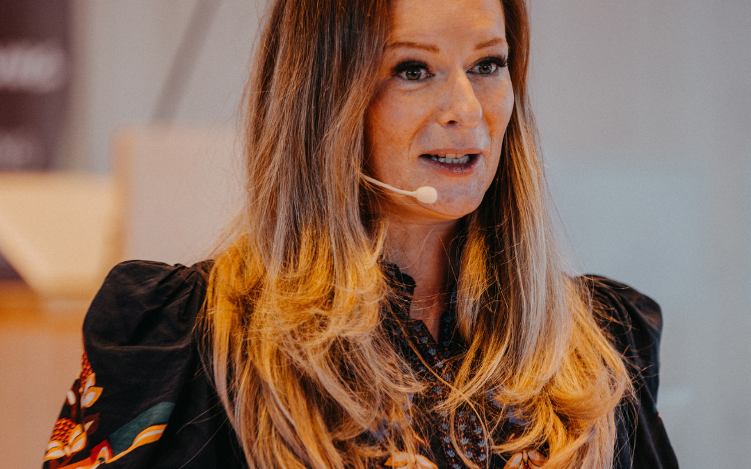 Esther Narbeshuber begeistert mit ihrem Impuls über „Future Leadership“